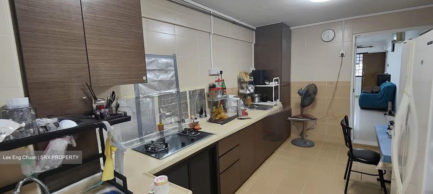 Blk 228 Bukit Batok Central (Bukit Batok), HDB 3 Rooms #547865281